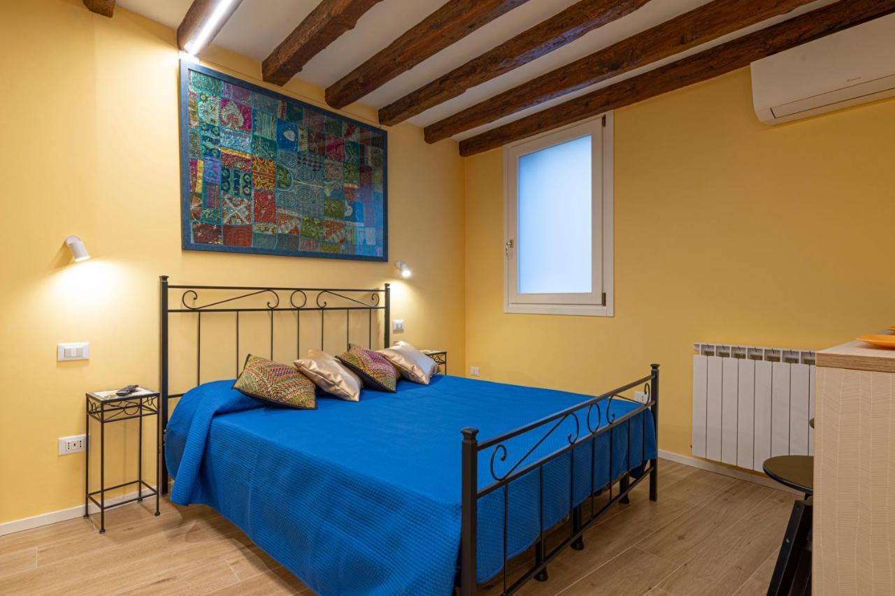 Deluxe Double Room In Venice Centre Veneza Exterior foto